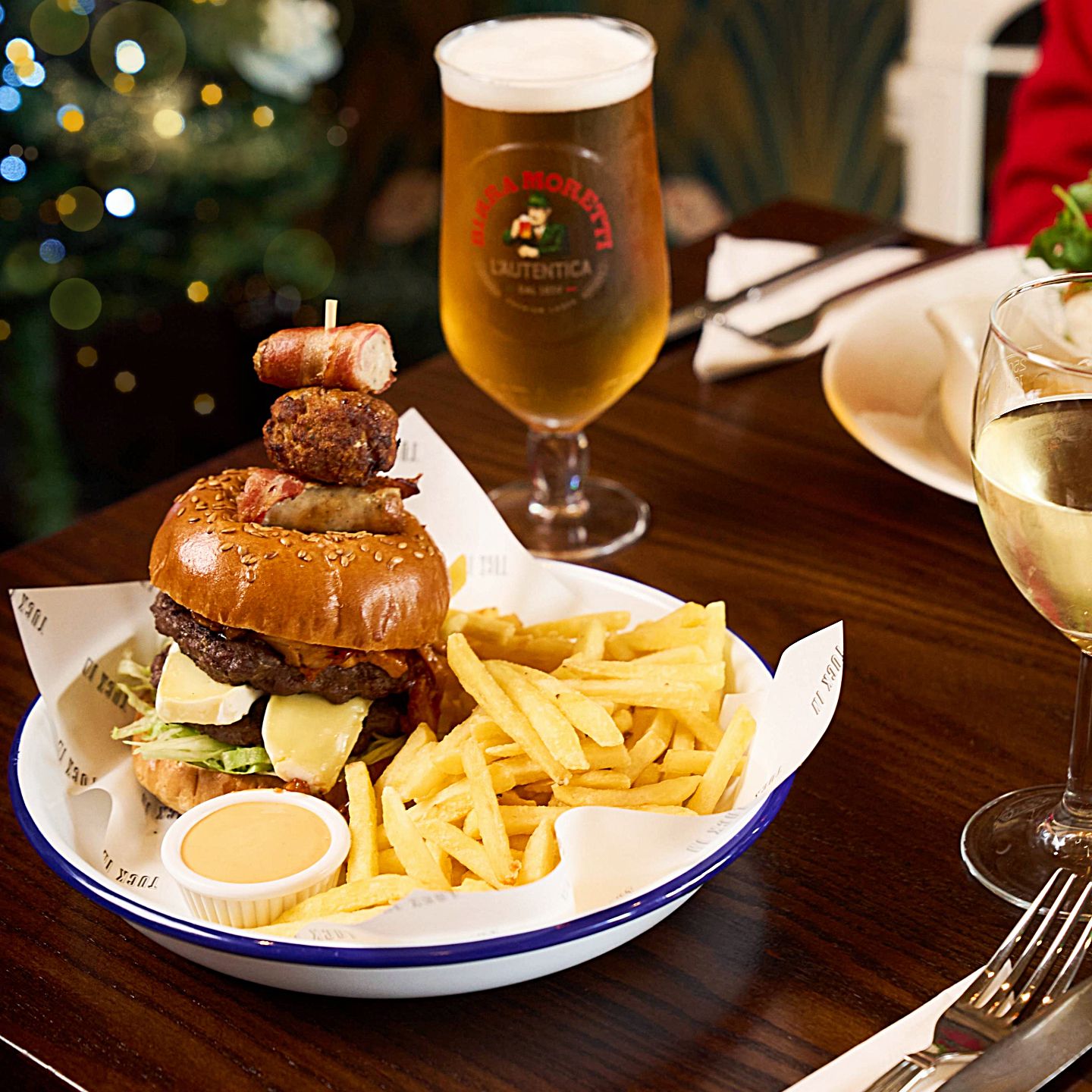 Festive Lunch & Dinner at The Boat & Railway in Bromsgrove